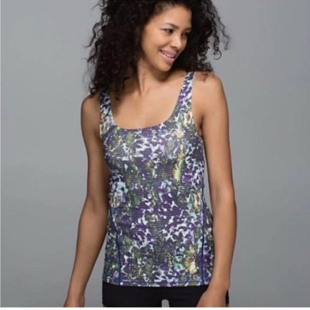 Lululemon dancing warrior tank size xs